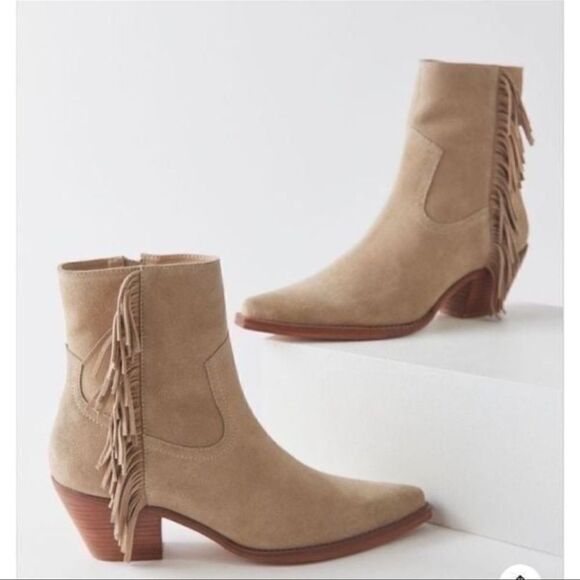 Coconut by Matisse Camel Brown Fringe Suede Ankle Boots(Size 8) - Picture 2 of 11